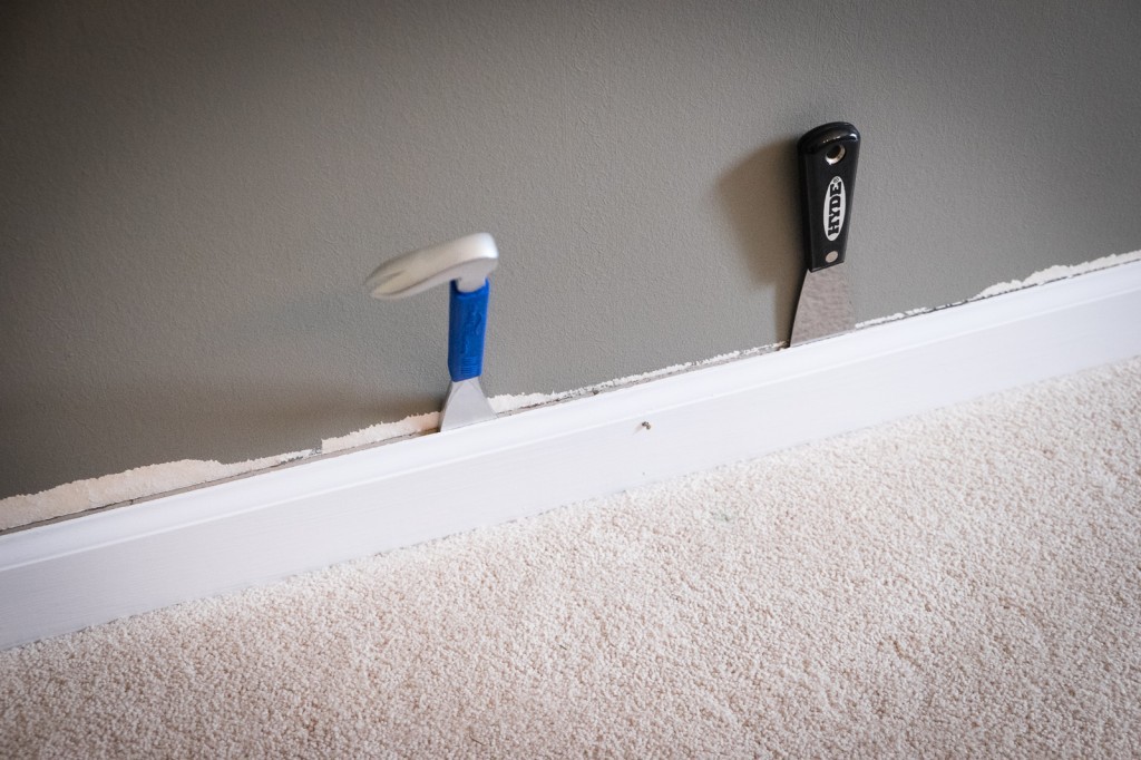 removing baseboard