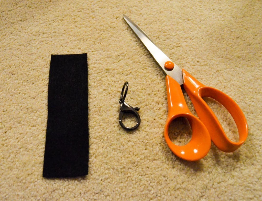 cut black felt