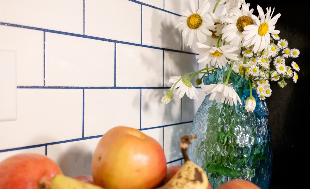 Subway Tile Backsplash with Stainmaster Glamour Grout