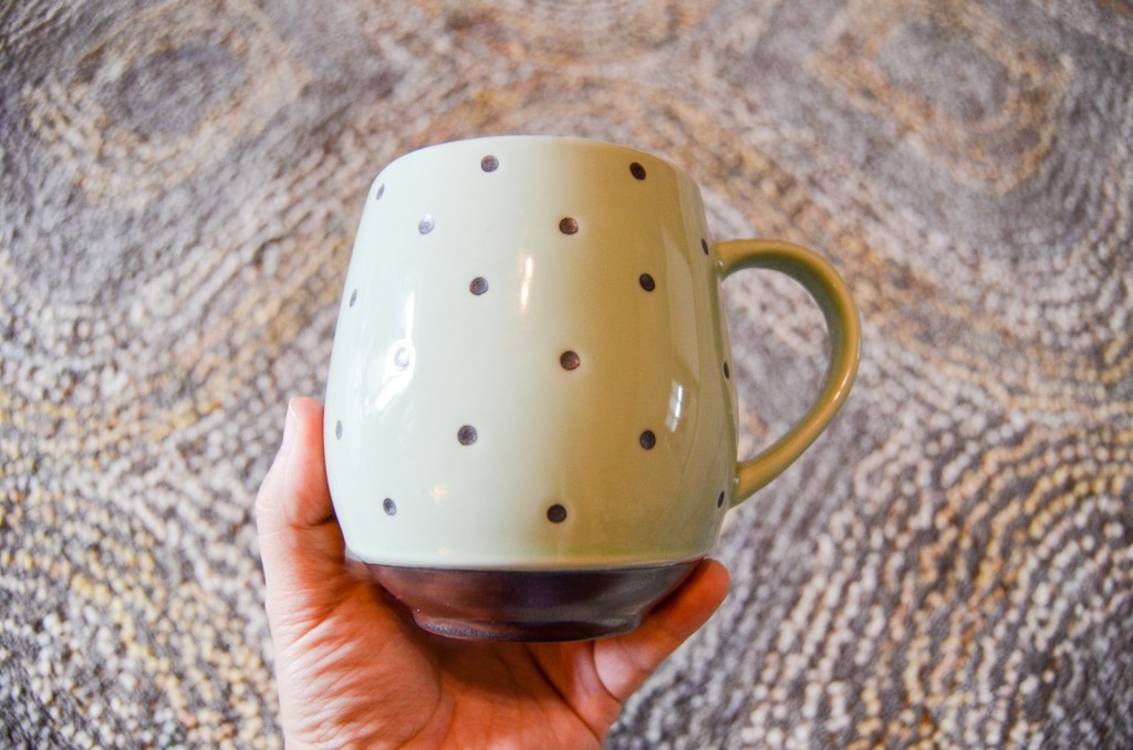 Dotted Mug in Green