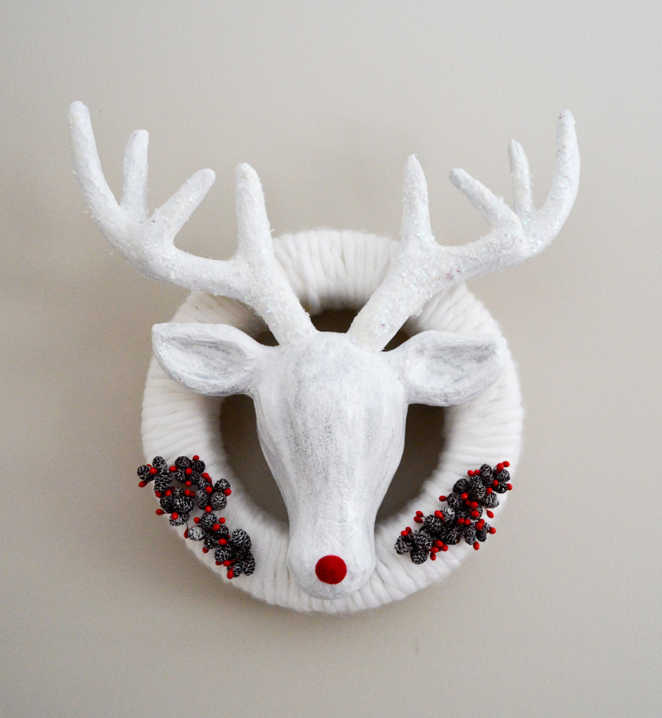 Winter Reindeer Wreath