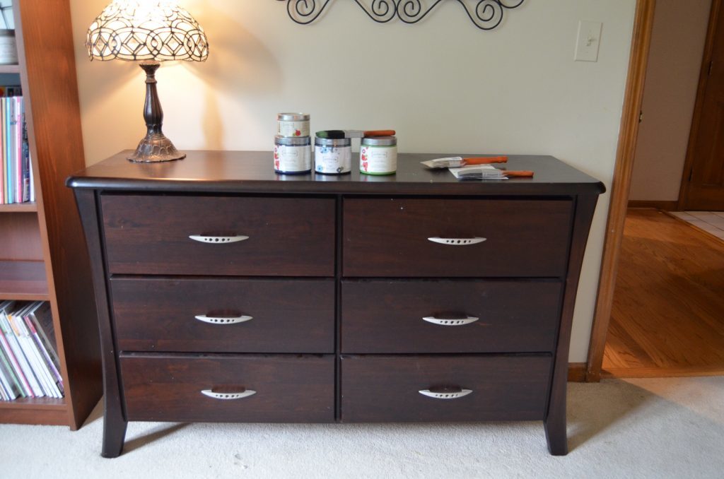 dresser (before)