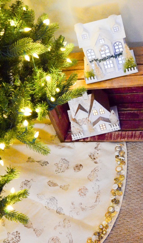 Vintage French Inspired Christmas Tree Skirt