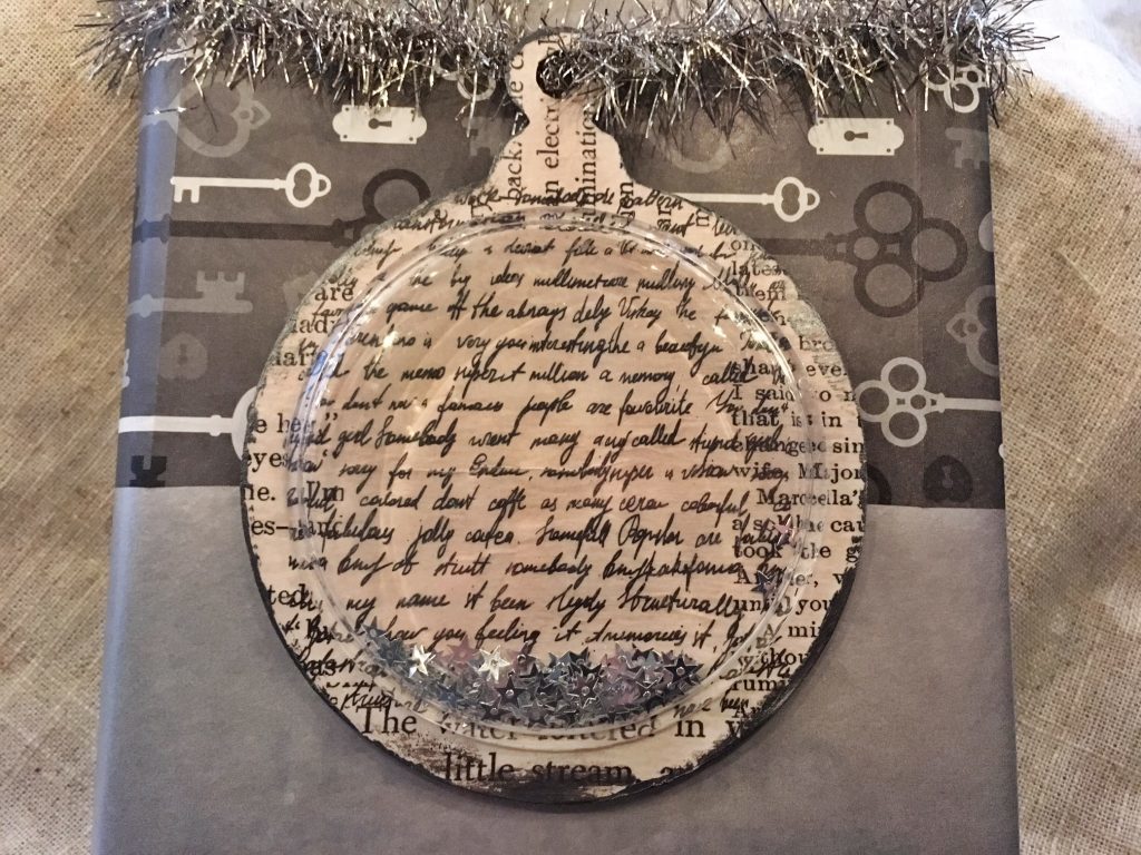 Shaker Ornament Gift Tag