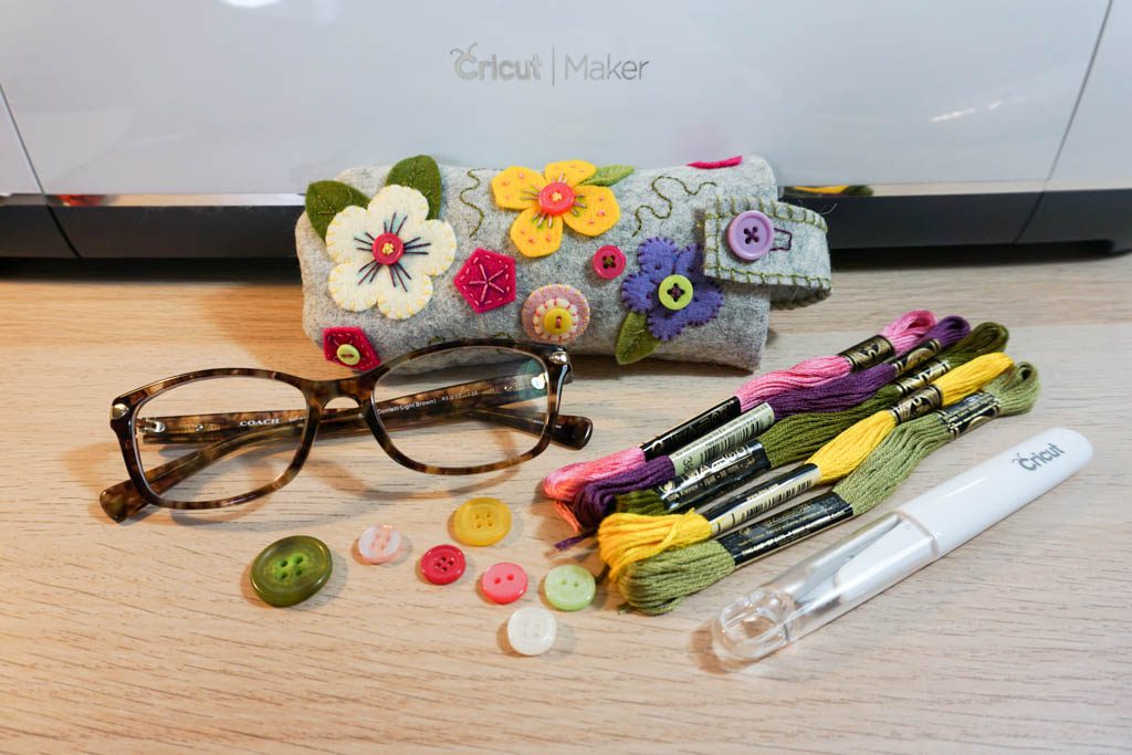 Embroidered Glasses Case