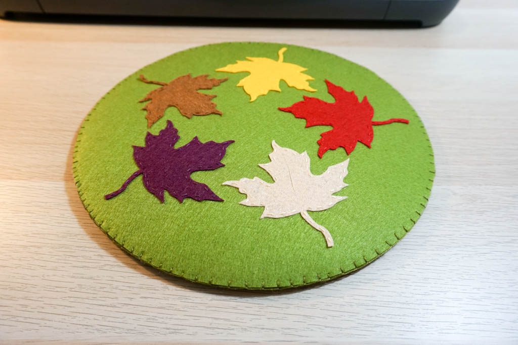 Felt Leaf Hot Pad