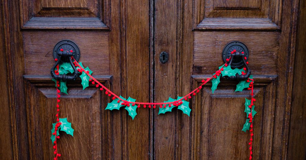 Felt and Pom Pom Holly Garland