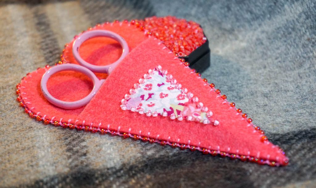 Felt Heart Scissors Pouch