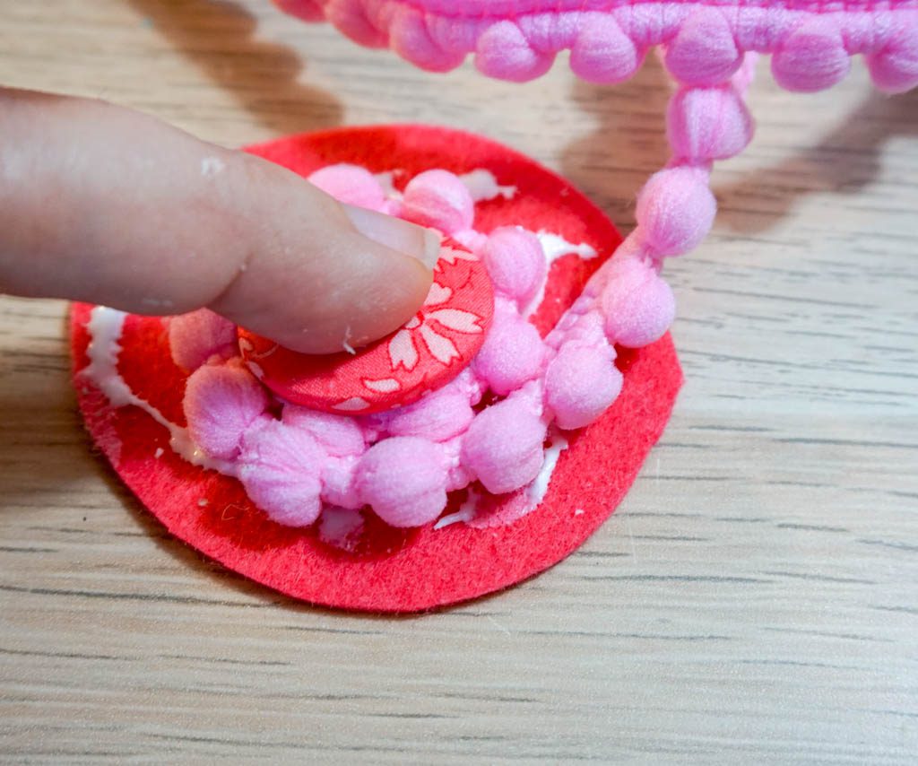 Pom Pom Trim Flower Wreath