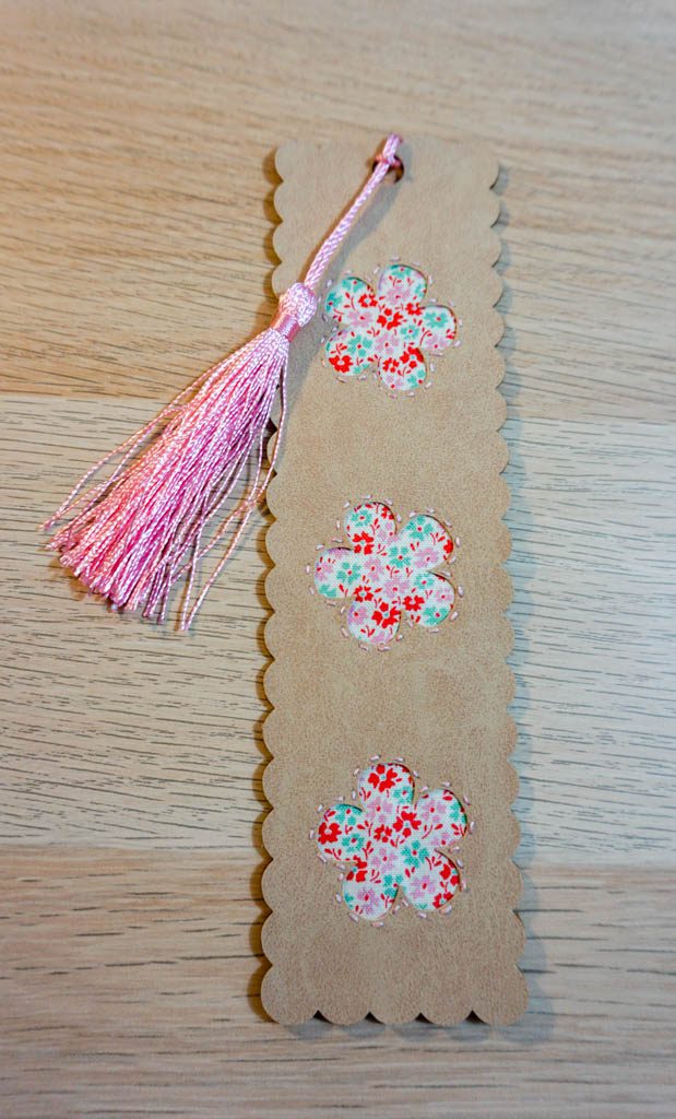 Peekaboo Flower Bookmark