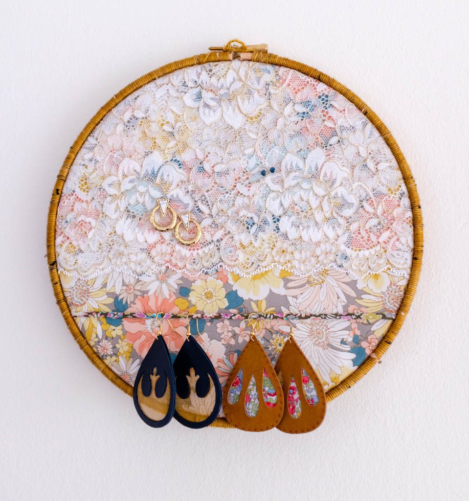 Embroidery Hoop Earring Holder