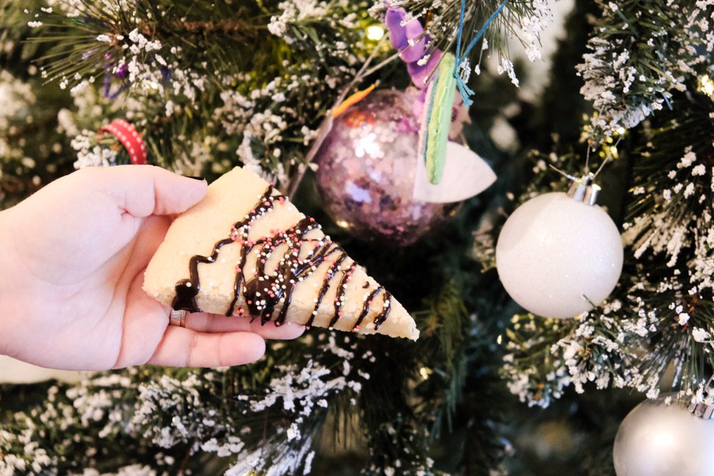 Scottish Shortbread Christmas Cookie Wedges