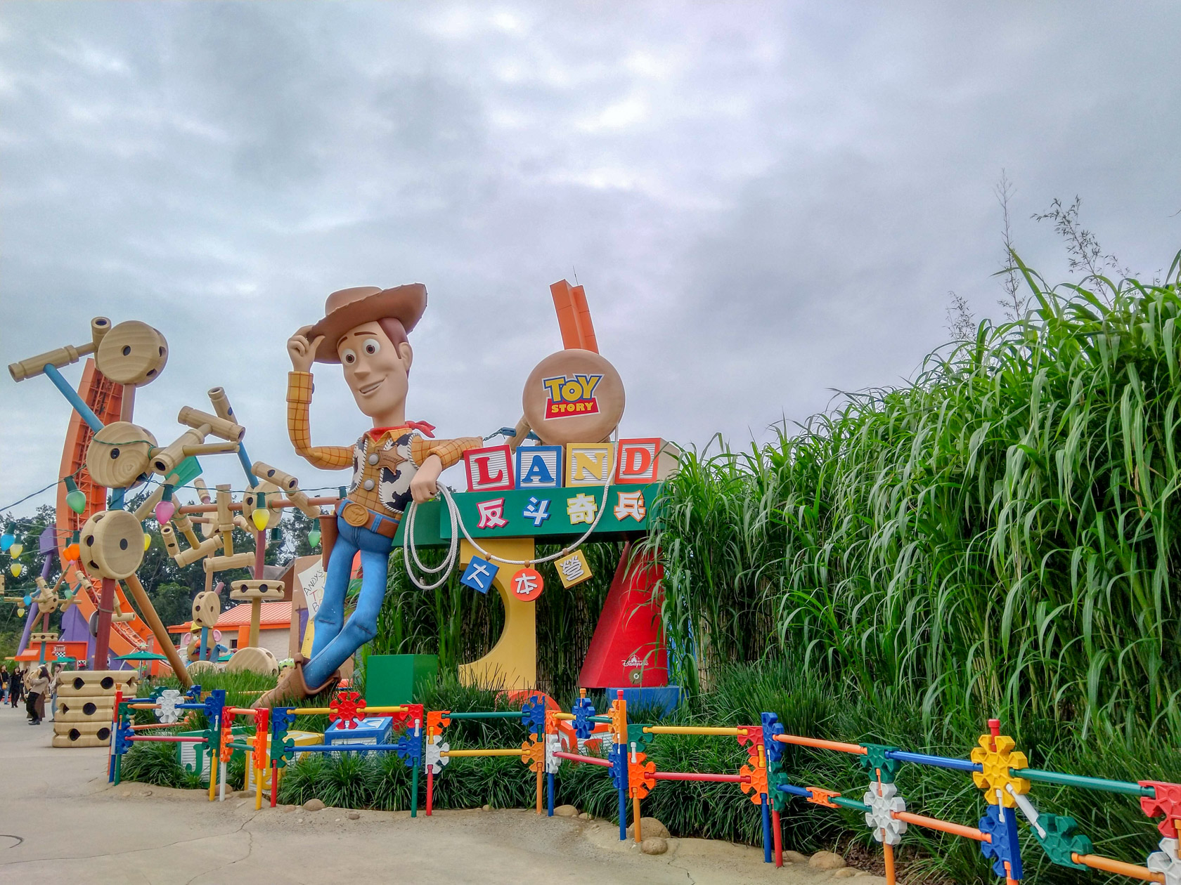 Everything You Need to Know about Hong Kong Disneyland