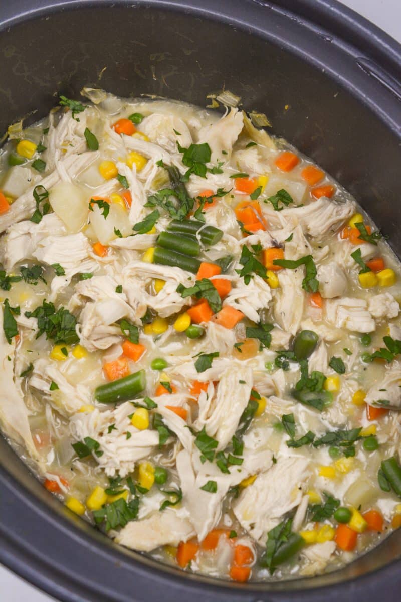 Easy Crockpot Chicken Pot Pie
