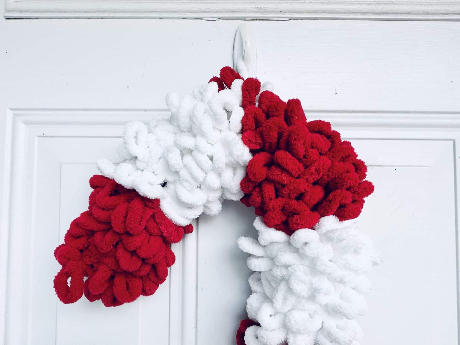Loopy Yarn Candy Cane Wreath